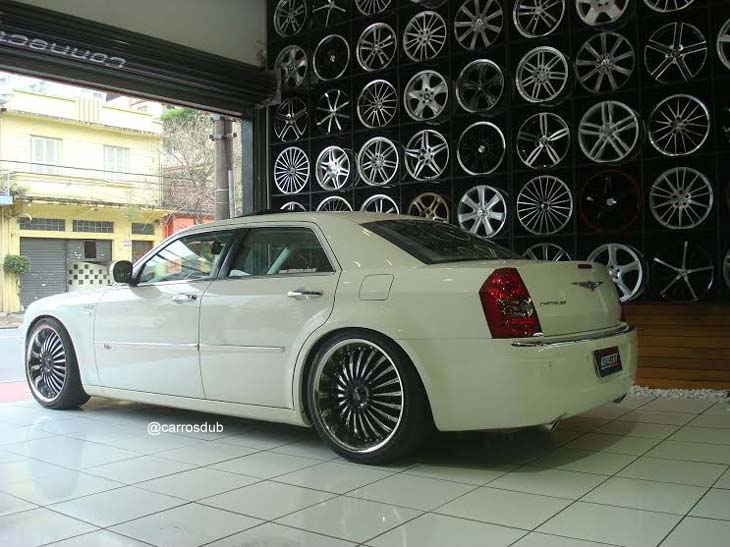 300c-rebaixado-aro22-04