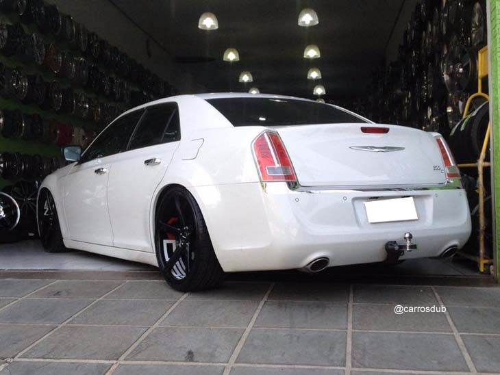 300c-rebaixado-aro22-02