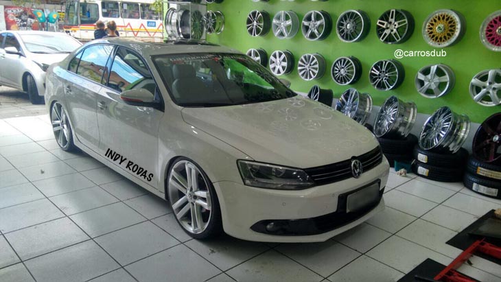 jetta-rebaixado-aro20-01