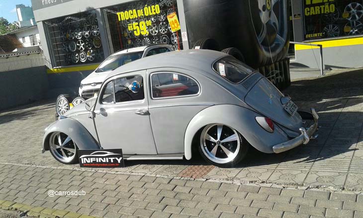 fusca-rebaixado-aro17-01