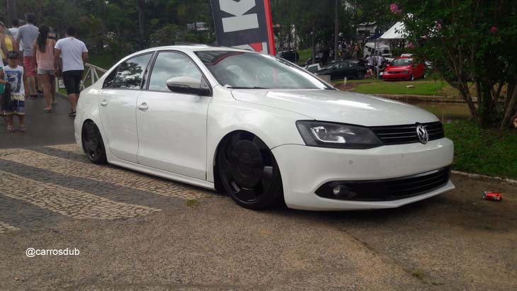 jetta-rebaixado-aro20-02