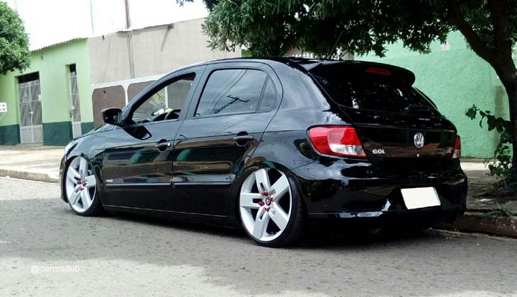 Carros DUB - Gol G5 rebaixado com @volcanowheels Space aro 18