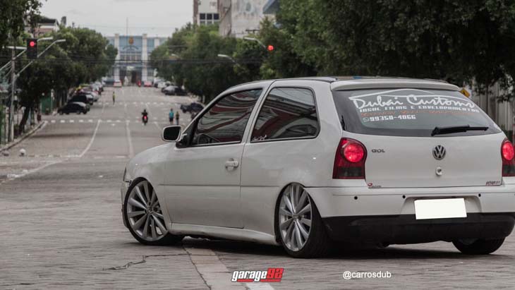 gol g4 branco 2 portas rebaixado