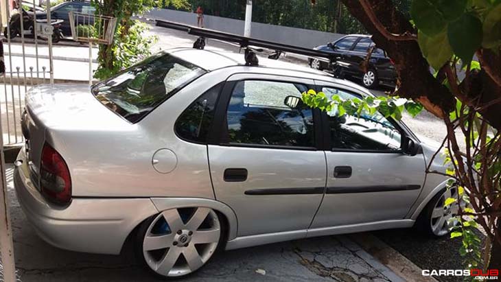 Carros DUB - GM Corsa Classic com rodas @volcanowheels V200 aro 17”