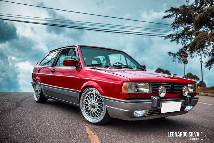 VW Gol GTI rebaixado com rodas balina aro 17